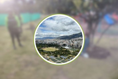 El hombre, de 43 años, fue hallado semisuspendido en un árbol de La Carolina, norte de Quito.
