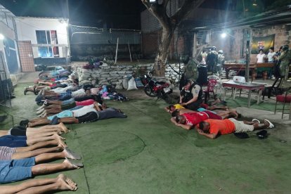 Militares y policías intervinieron en la clínica clandestina.