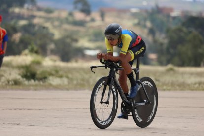 Ramírez empezó en el ciclismo de montaña, pasó por el de pista y se quedó en el de ruta.