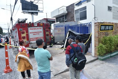 En el percance murió un albañil y otros dos resultaron heridos.