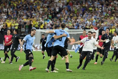 Uruguay venció 2-0 a Venezuela en la fecha 16 de las Eliminatorias Sudamericanas 2026.