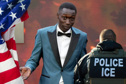 Khaby Lame se fue de EE. UU. luego de que agentes de ICE lo detuvieran por exceder su visado.