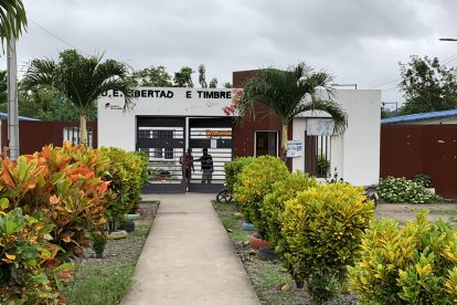 Más de 200 docentes viven bajo amenazas y extorsiones en Esmeraldas.