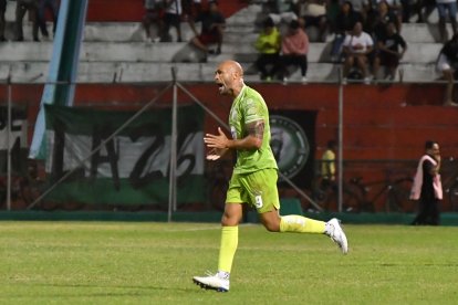 Liga de Portoviejo continúa en pelea por la Copa Ecuador tras derrotar en penales a Independiente Juniors