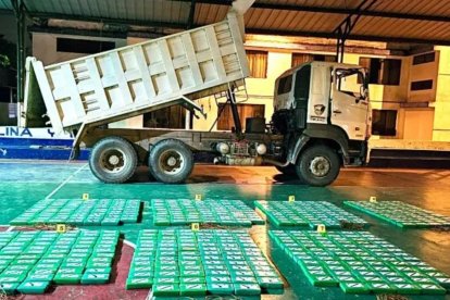 La droga y el camión fueron llevadas a la comandancia de policía de Tena.