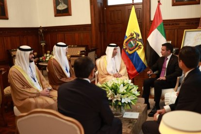 Diálogo económico sienta bases para cooperación duradera con Emiratos Árabes