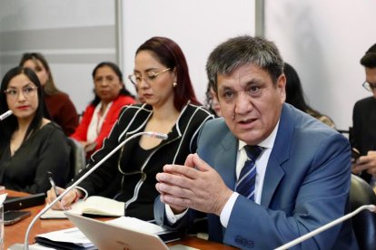 Wilson Toainga, fiscal general del Estado encargado, se presentó este lunes 23 de junio de 2025 ante la Asamblea Nacional