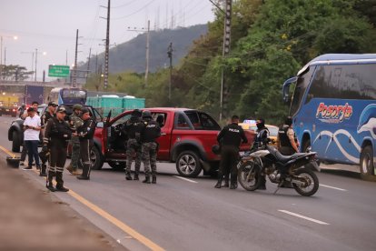 - Militares y policías estuvieron presentes en el procedimiento luego de la persecución