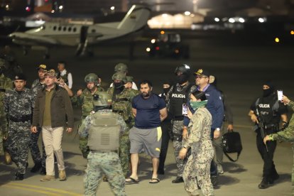 Fito fue trasladado a la cárcel bajo un fuerte control militar