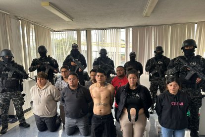 Uno de los detenidos tiene un antecedente penal por extorsión.