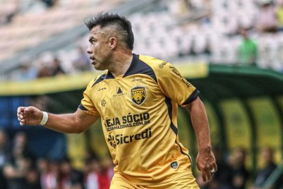 El Pipiolo ganó en Brasil el título del torneo estadual amazonense, aún así el equipo  no pagó sueldos.