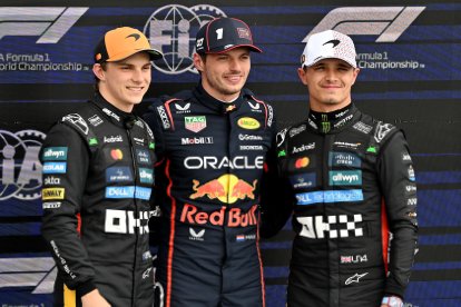 Lando Norris (i) figuró entre los mejores de Silverstone desde las pruebas y entenamientos. En la foto, durante la clasificación.