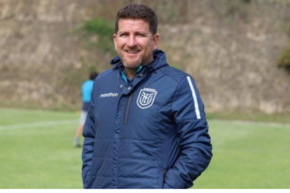 El director técnico del Delfín Sporting Club, Patricio Urrutia.