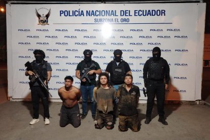 La policía los capturó tras un allanamiento en el norte de Machala.