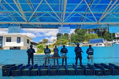 Durante el allanamiento se incautaron más de 300 kilos de marihuana, maquinaria industrial e impresoras 3D con filamento plástico.