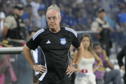 Jorge Célico dejó de ser director técnico de Emelec en junio de 2025.