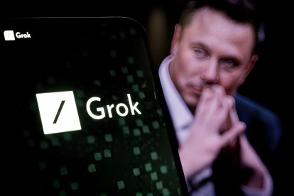 Elon Musk defendió a su aplicativo afirmando que el fallo se dio por una actualización.