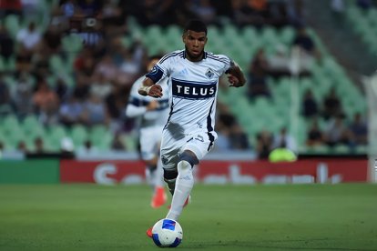 Pedro Vite destaca como volante de ataque.