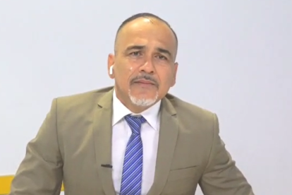 Daniel Palma rompe en llanto en vivo durante el noticiero de Televisión Manabita por la violencia que azota a Manta. El video del periodista se volvió viral en redes sociales.