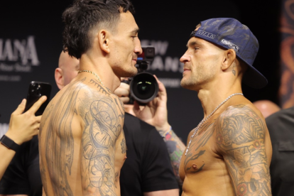 Max Holloway y Dustin Poirier se enfrentan en una trilogía, que marcará el fin de la carrer del 'Diamante'.