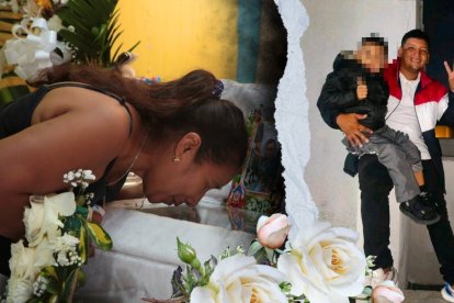 La abuela materna del niño besa el ataúd blanco donde reposan los restos de su nieto. Christian cargando a su niño. La foto fue tomada días antes de ser asesinado.