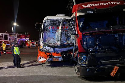 Una víctima mortal se registró tras el choque.