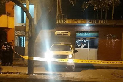 Cinco personas fueron atacadas a tiros en un billar del cantón Pasaje, tres de ellas murieron