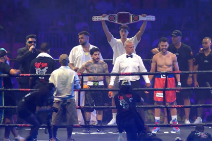 WestCOL vs. TheGrefg: la pelea se resolvió en el tercer asalto.