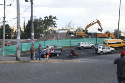 La segunda fase de la obra arrancó en medio de reclamos.