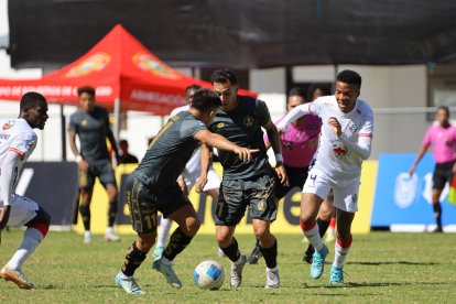 Ecuagenera y Aucas empataron y se fueron a penales.