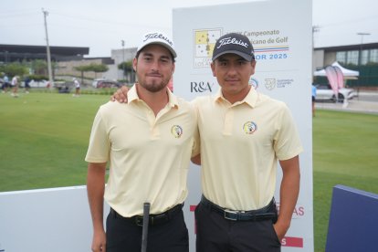 Renato Naula (i) y Felipe Garcés, dos de los ecuatorianos que tienen a Ecuador entre los punteros.