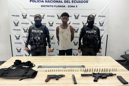 El detenido fue presentado por la Policía y luego puesto a órdenes de las autoridades judiciales.