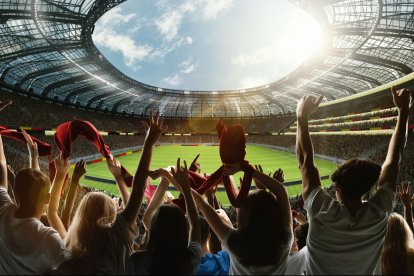 Hinchas viven la emoción de la LigaPro jornada a jornada, mientras equipos se disputan los primeros lugares del campeonato nacional.