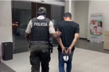El sujeto fue aprehendido por agentes de la Policía Nacional.