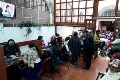 El MIEES recibirá aplicaciones a Jóvenes en Acción de manera presencial.