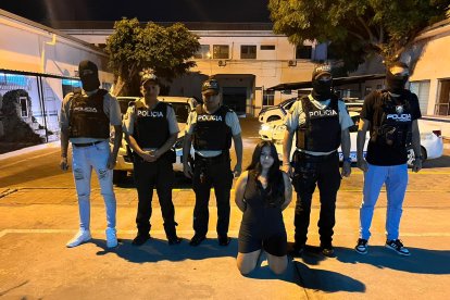 La mujer detenida tiene solo 23 años de edad.