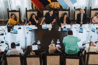 Autoridades municipales se reunirán para tratar renuncias y designaciones pendientes.