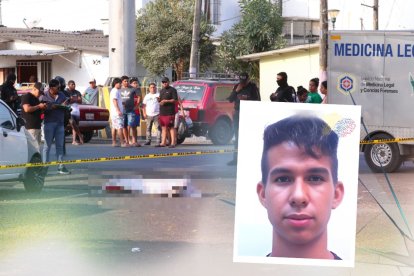 El cuerpo de Harold Mecías fue trasladado en el carro de Medicina Legal hasta la morgue.