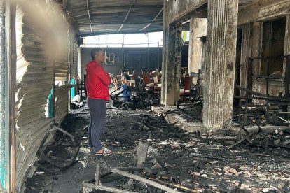 La mañana de este lunes, con la luz natural, los daños en el sitio fueron evidentes