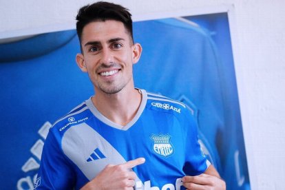 Juan Pablo Ruiz del Emelec, fue expulsado ante D. Cuenca.