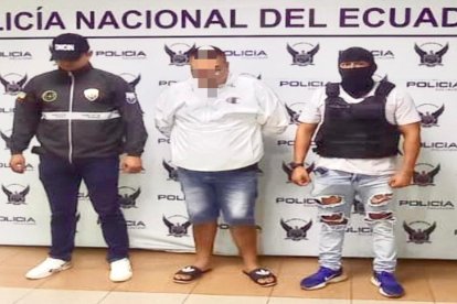 El agente de tránsito fue detenido en el sur de Guayaquil, con varias evidencias.