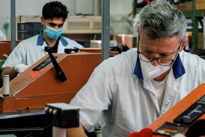 La capacitación continua es fundamental para conseguir empleo después de los 50 años.