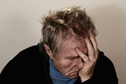 Es importante la prevención y la adopción de hábitos saludables para preservar la salud cerebral.