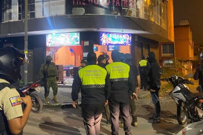 El ataque armado ocurrió la madrugada de este domingo en un villar de la zona rosa de Santo Domingo de los Tsáchilas.