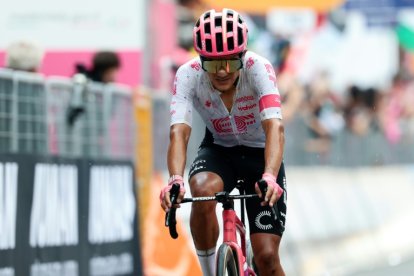 La lenta recuperación de la infección gastrointestinal, que lo dejó fuera del Tour de Francia, ahora lo aparta de La Vuelta a España