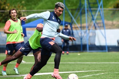 Byron 'Tigre' Palacios es la carta goleadora de la Universidad Católica.