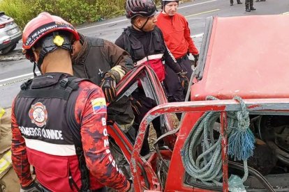 Los dos fallecidos en choque con Marcos Olmedo fueron identificadas, en Quinindé.