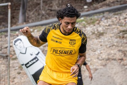 Joao Rojas ya realizó trabajos con el readaptador del equipo.