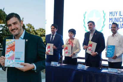 El alcalde Álvarez, presentó su guía de calles de Guayaquil
