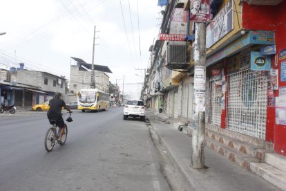 El local en donde se produjo el crimen estaba cerrado la mañana de este domingo.